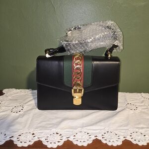 Gucci Black Sylvie Meduim